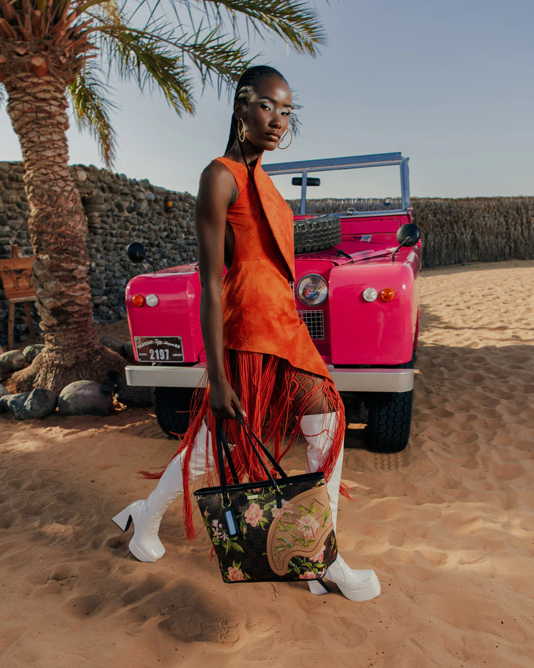 AI HENNY FLORAL TOTE - Image 4