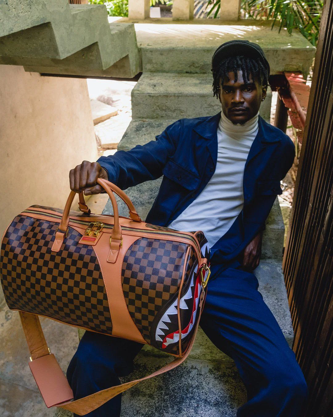 Sprayground Bag HENNY AIR TO THE THRONE DUFFLE Brown - Image 4