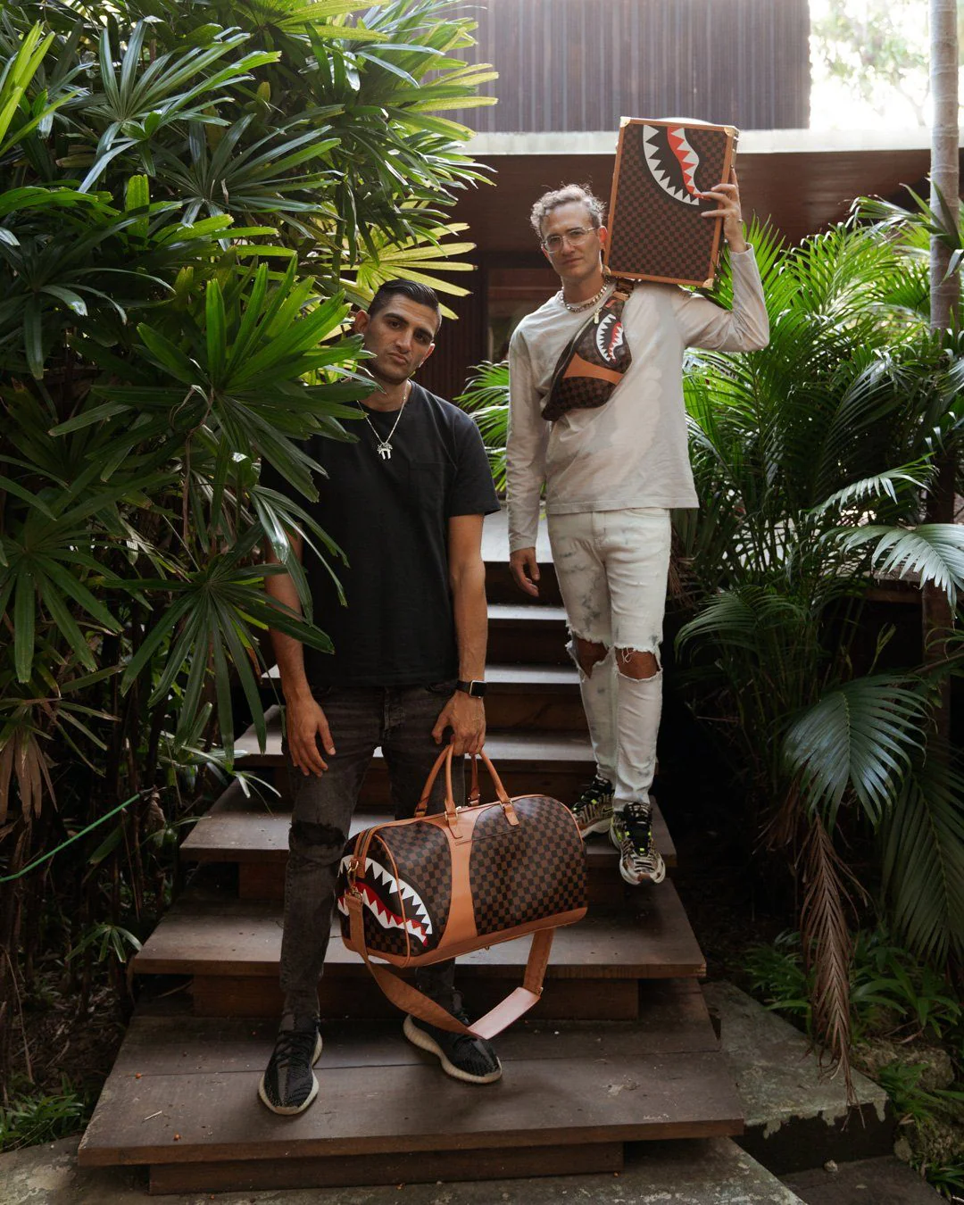 Sprayground Bag HENNY AIR TO THE THRONE DUFFLE Brown - Image 8