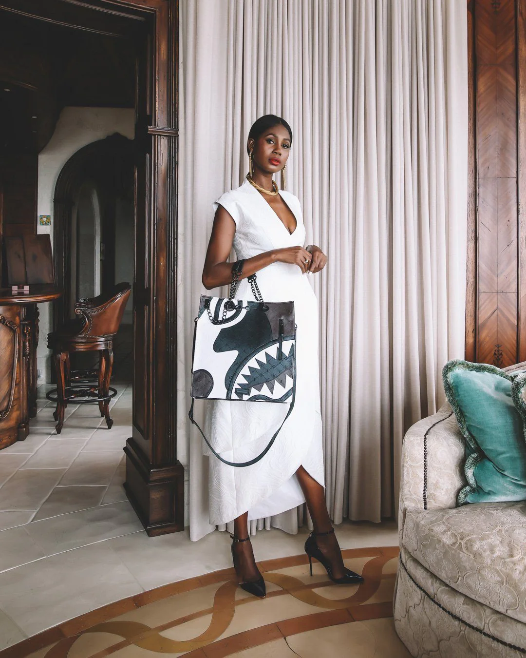 V.v.i.p. Loft Tote - Image 9