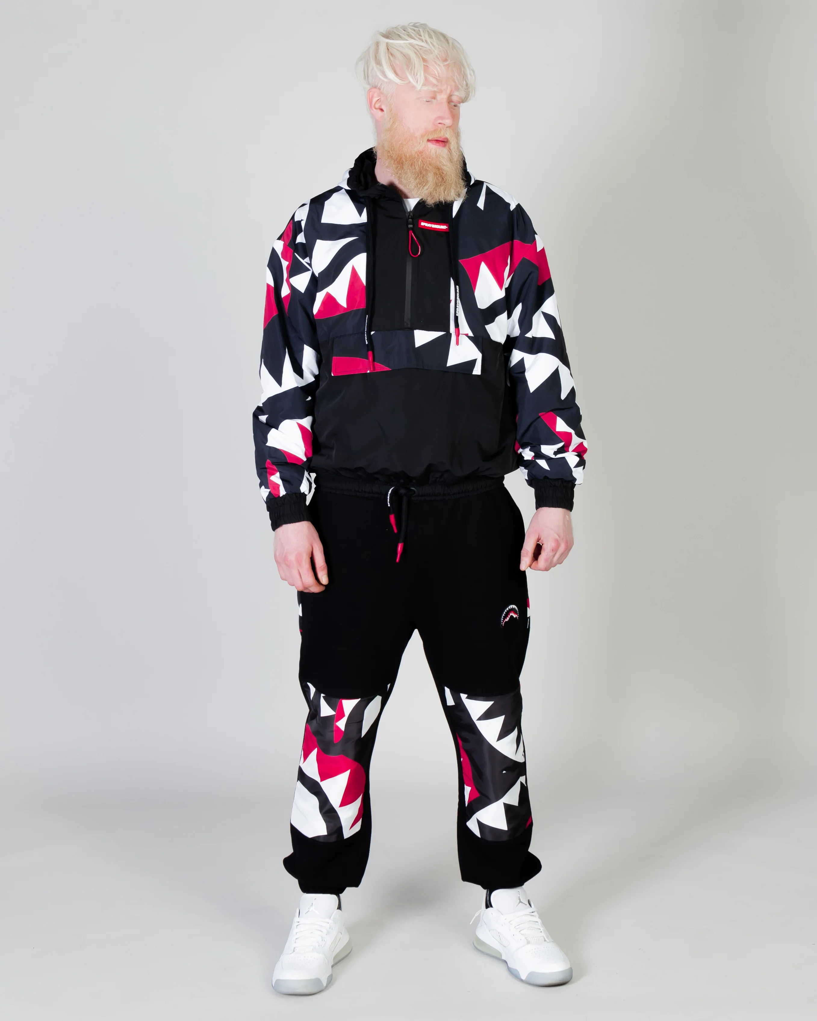 Maxi Shark Neish Anorak - Image 4