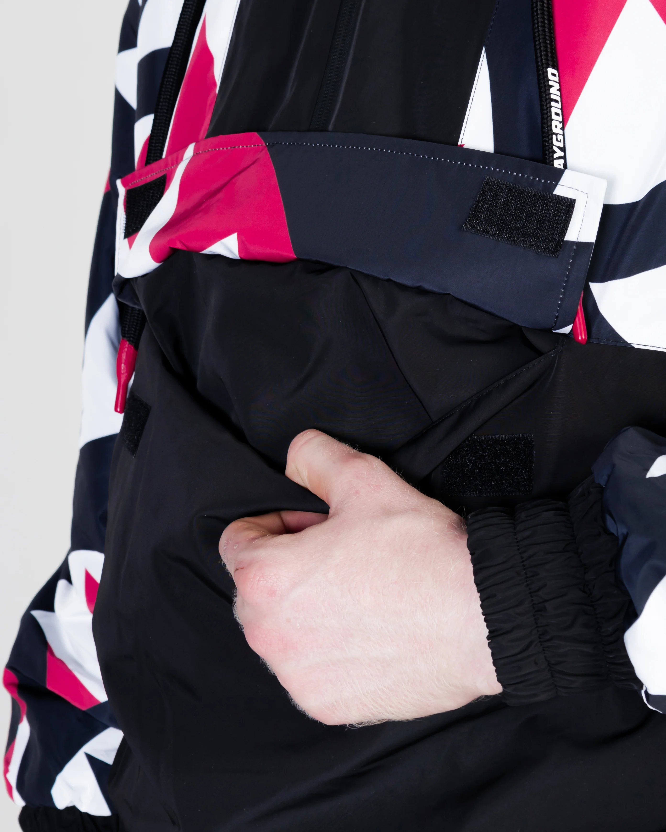 Maxi Shark Neish Anorak - Image 5