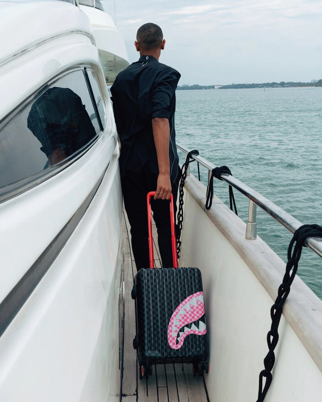 Sprayground Luggage SHARKS IN CANDY CARRY-ON LUGGAGE Black - Image 6